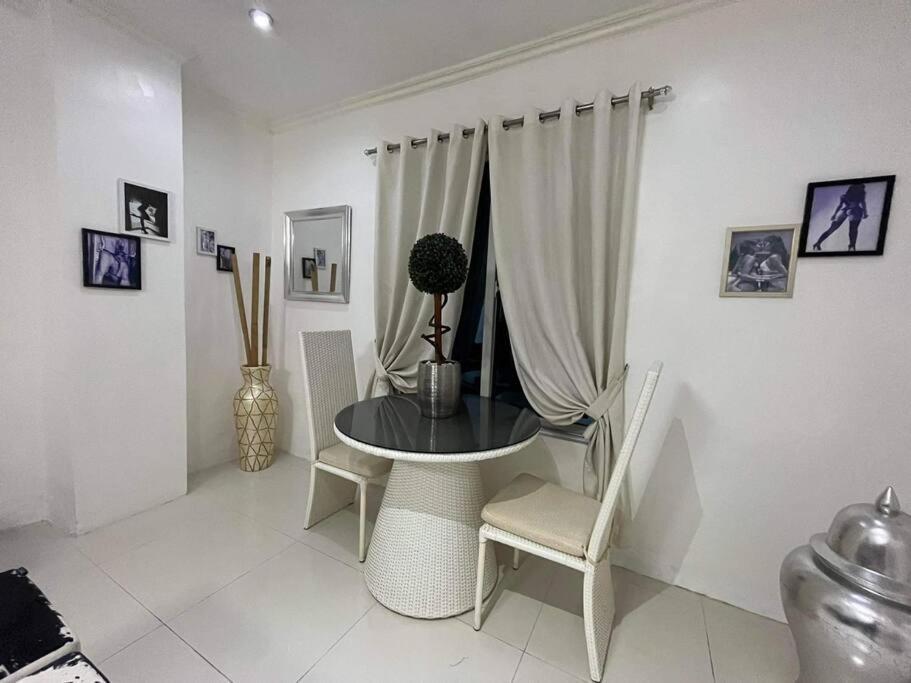 Kandi Big 1 Bedroom King Bed, Free Housekeeping, Wi-Fi Анхелес Екстериор снимка